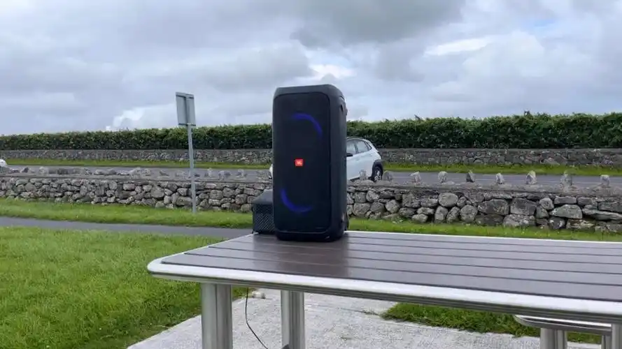 jbl 派对户外蓝牙音箱 户外低音下潜测试