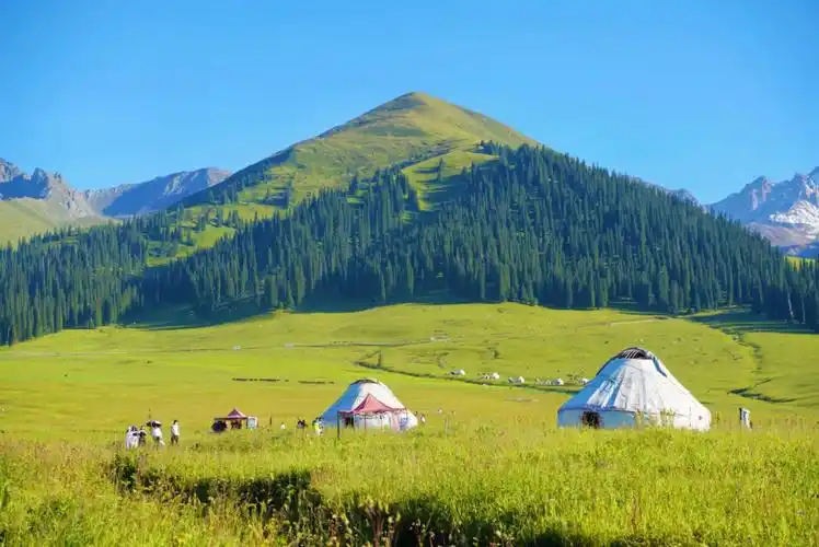 空中草原那拉提