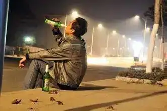 22岁男子,喝两斤白酒,入院就下了病危,年轻人一个嗜好最好戒掉