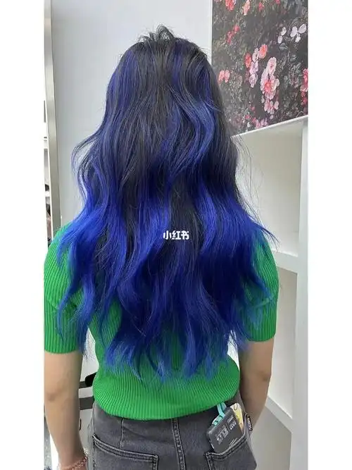 克菜因蓝 挑战第一次漂染蓝色的头发!分享!
