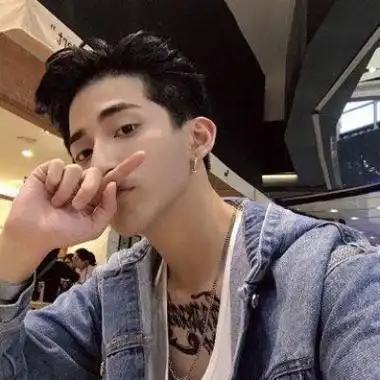 高级感满满的潮男酷男头像真人图片 又潮又酷的精致男生微信头像_男生