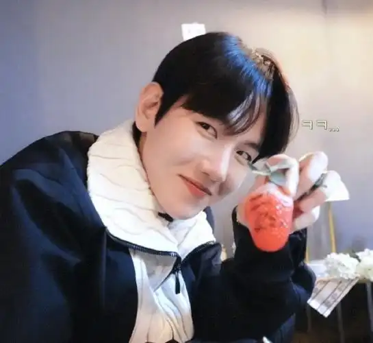 baekhyun birthday cafe stock : 0506/ins直播 伯贤修图 居家男亲