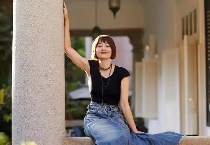 马伊琍换新发型美出新高度!