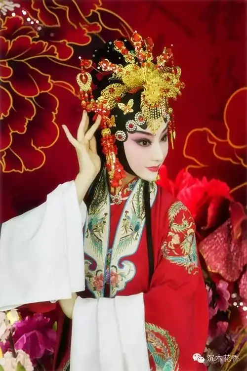 兰花一指,相思千年:闲赏兰花指