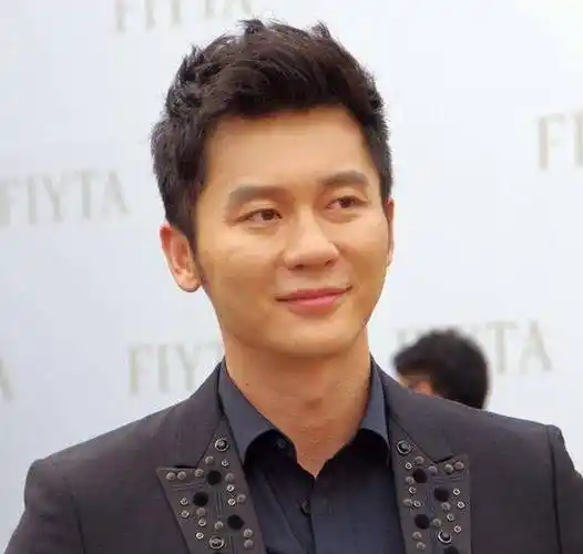 邓超退出《跑男》是明智之举?看看郑凯的处境,佩服他的先见之明