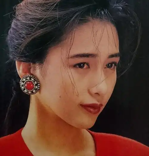 说到工藤静香有没有人吃这种泡沫经济style的