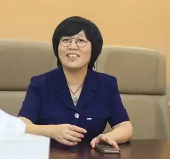 林聪聪:黄小琼主任完美展示了作为一名眼视光女性的自信,积极向上,从