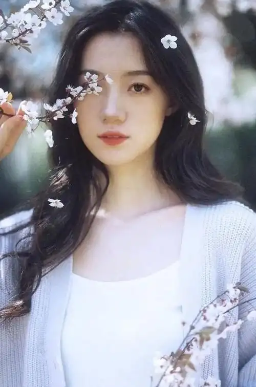 会取景不如会摆姿势,户外拍摄文艺写真照,这7个姿势不要错过