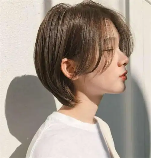 清新减龄女生短发图片 款款时尚越剪越上瘾_发型造型_宝妈时尚生活网