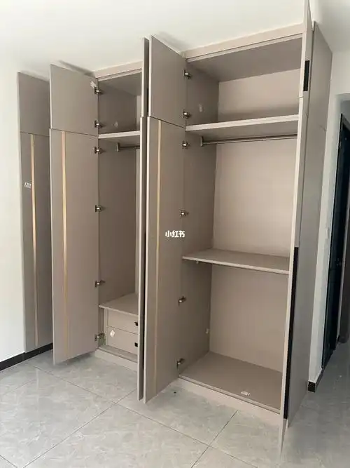 天津全屋定制真香73五开门衣柜挂衣区充足