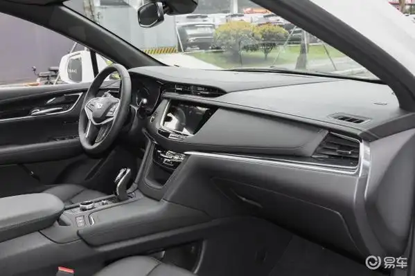 凯迪拉克xt5内饰-后排-动力-易车