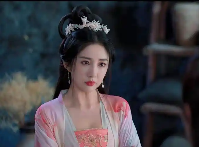 环球小姐亚军出道承欢记她出场很惊艳和陈欣予傻傻分不清