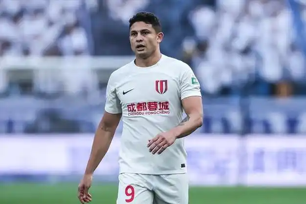 艾克森替补登场,失误致球队丢球,阿兰替补登场失点球|国足|德尔加多