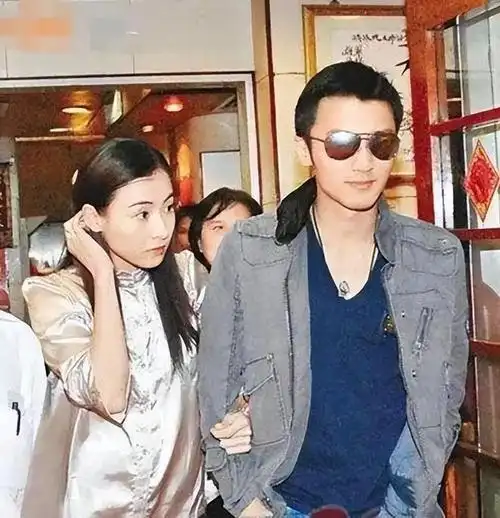 回顾张柏芝曾插足锋菲恋和谢霆锋纠葛多年离婚和陈冠希有关