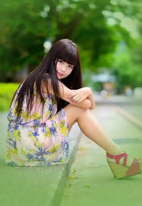 早熟女孩丰腴学妹