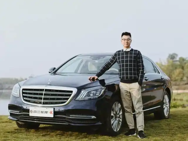 男人,四十,开大奔