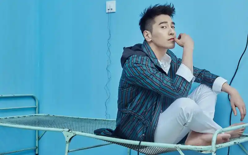 姑父赵又廷高清图片桌面壁纸