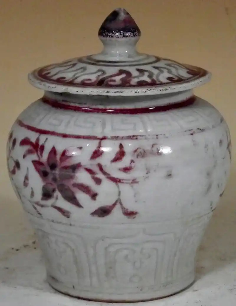 元代釉里红小罐