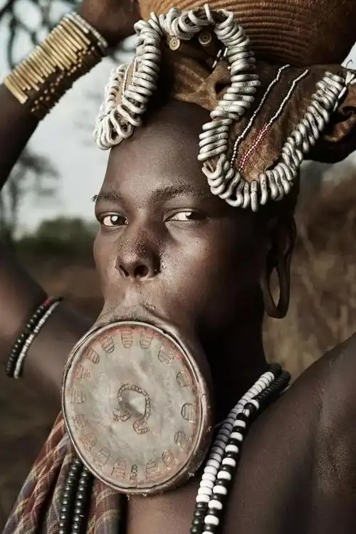 世界上最后的原土著民族胆小慎入