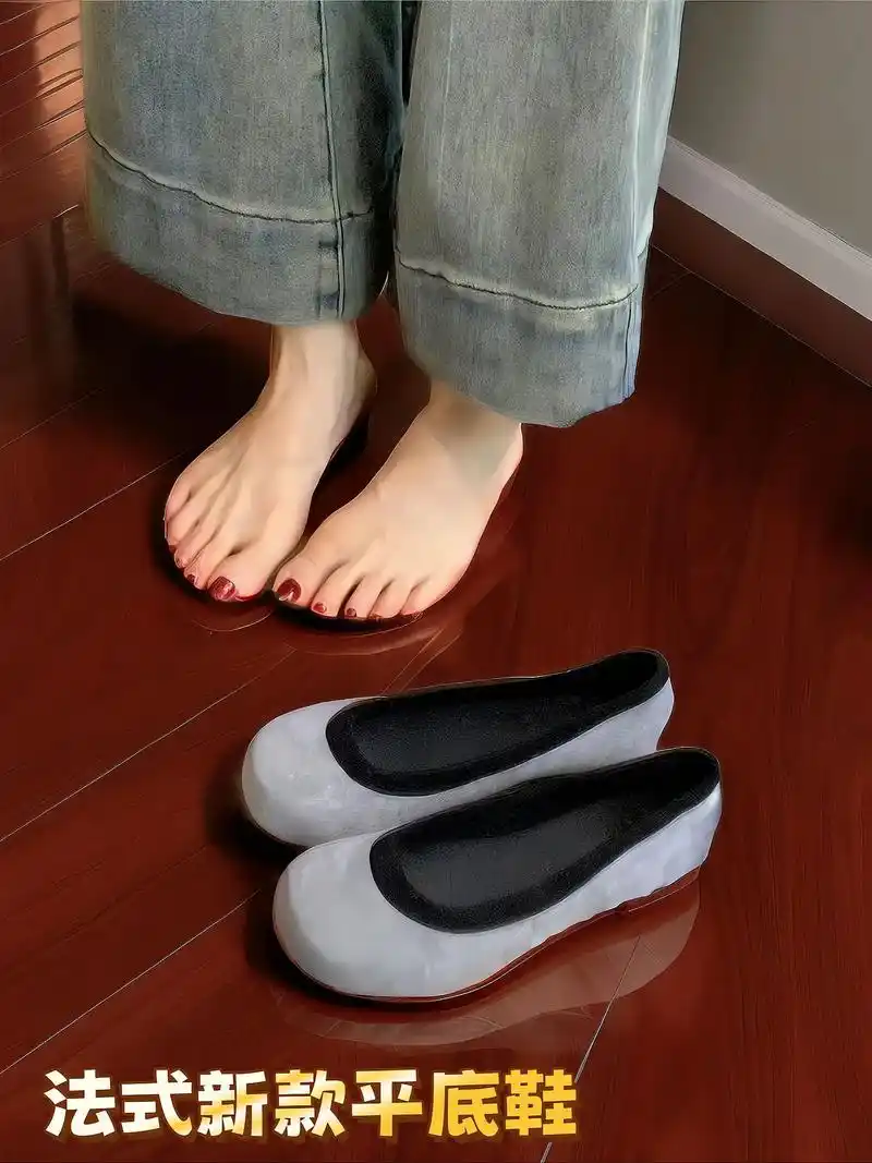 引领夏日时尚风潮,啄木鸟法式新款平底鞋,创新玛丽珍设计,一脚蹬豆豆