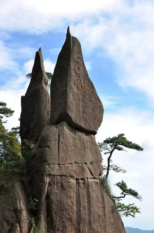 三清山上的石头