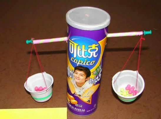 乐事薯片瓶能做什么幼儿器具