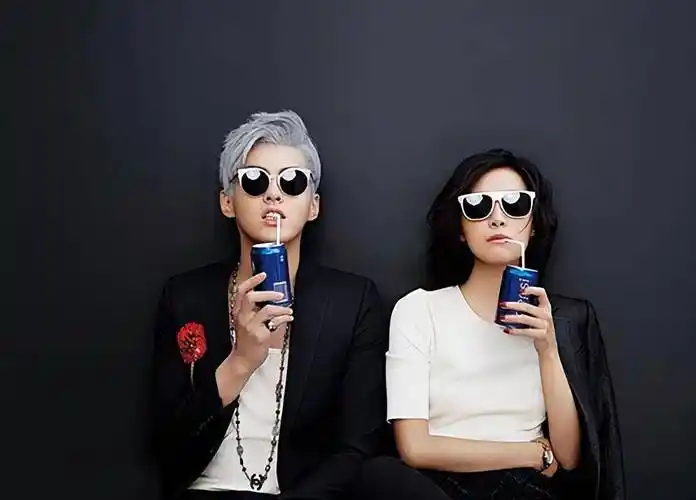 吴亦凡获刑,跟他有牵扯的4个女人也栽了,有人被封杀有人已退网_马薇薇