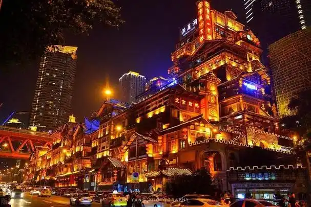 洪崖洞,为什么最后成为重庆第一网红景点?