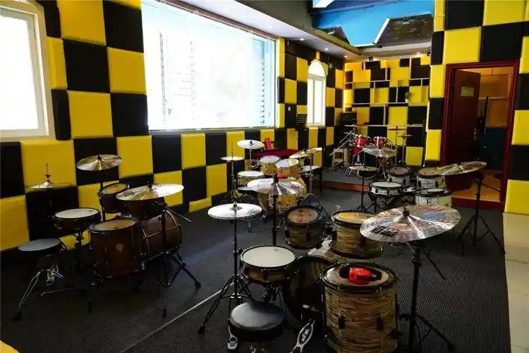 乐斯智能音乐培训中心架子鼓训练营原价340元5课时现仅需399元超酷