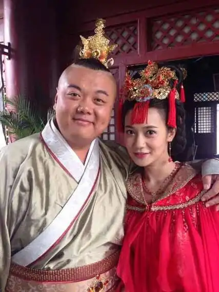 电视 > 正文在《欢喜县令》中,林子聪娶的是位饰演韩国人的老婆刘圆媛