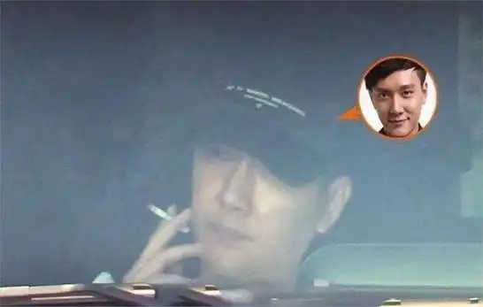 赵丽颖曝光温馨母子照,5岁儿子身高抢镜,冯绍峰基因太优秀了