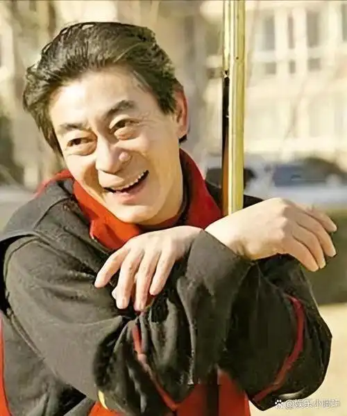 看完六小龄童现在的处境,才明白,杨洁才是真正的人间清醒