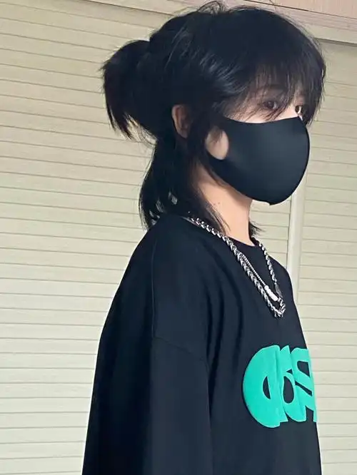 鲻鱼头扎起来了