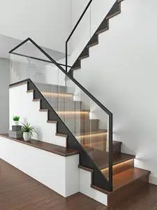 复式楼梯扶手装饰图片