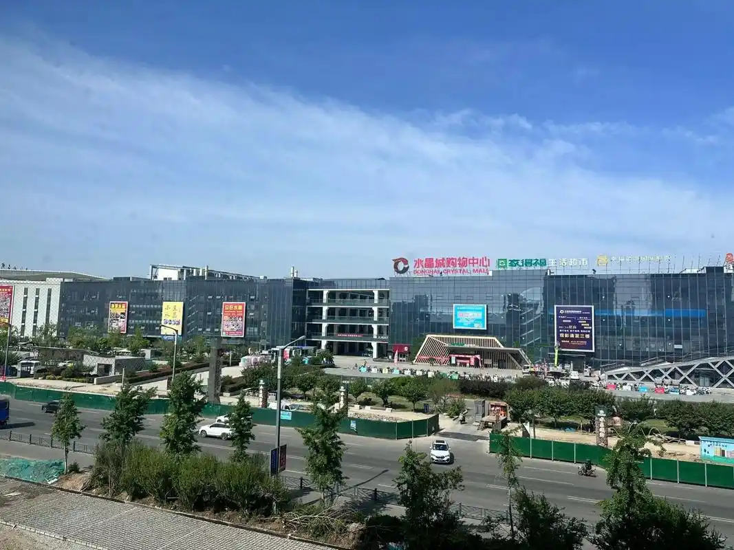 首次来东海水晶城要逛哪些店 趁五一假期 来东海水晶城看了下水晶批发