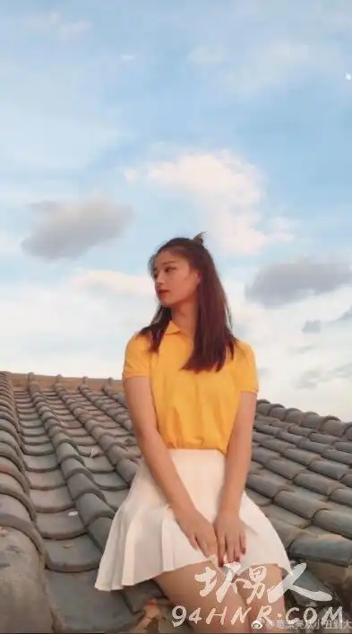 抖音葛漂亮个人资料微博简介 葛漂亮从小丑到大靓丽写真照 - 坏男人