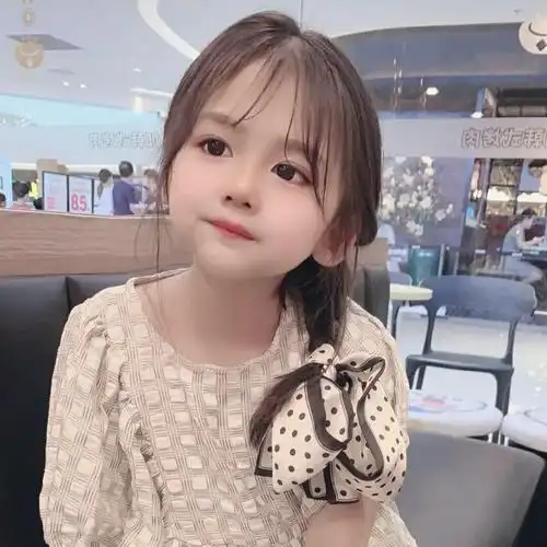 超萌可爱小女孩