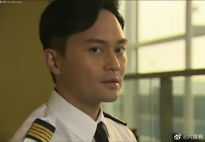 张智霖冲上云霄造型回忆杀