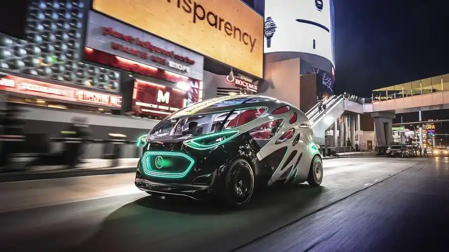 梅赛德斯奔驰展出了此前在2018年9月份提出的无人概念车——vision