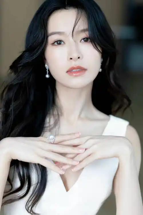 女星文咏珊写真合集:眉目如画,千娇百媚