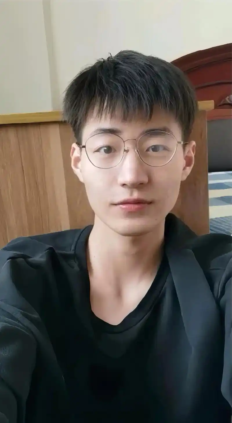 原相机自拍 #男生留长发 - 抖音