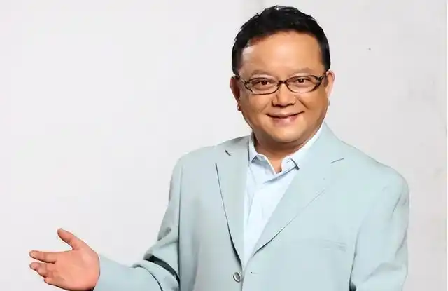 王刚与成方圆哪年结婚(21年后再看王刚和成方圆)