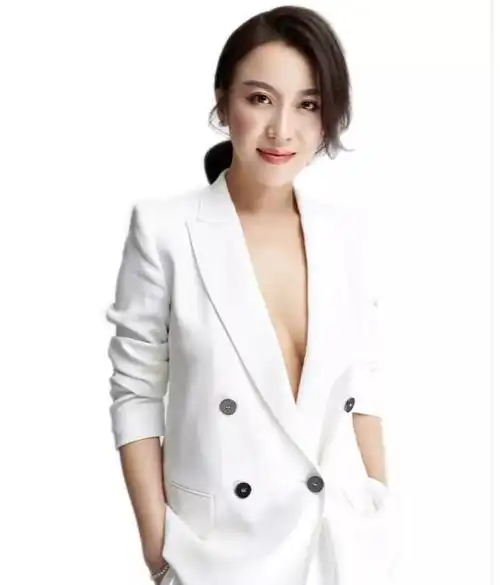 歌手雨禾,"星光大道"最具潜力,最受欢迎选手,歌手郭涛以及来自元阳县