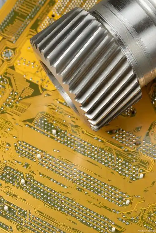 金属具有良好的导电性是由于其特殊的电子结构和金属中自由电子的存在