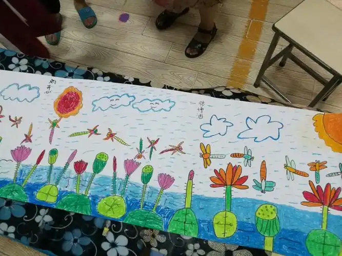 国山双语幼儿园"我爱夏天"主题长卷画