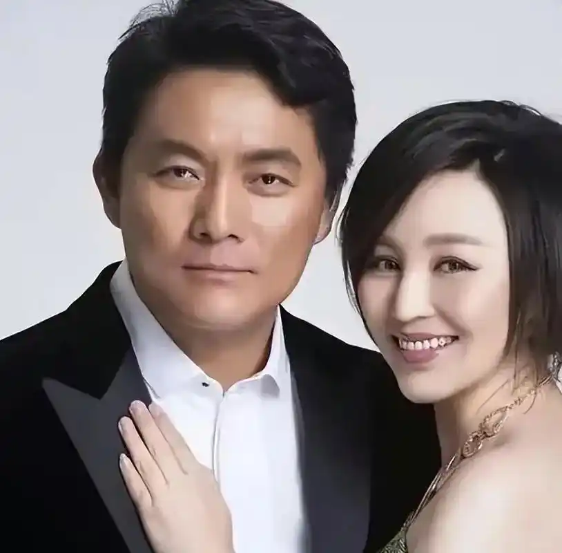 岳丽娜和郭靖宇:娱乐圈夫妻演员恩爱代表 - 抖音