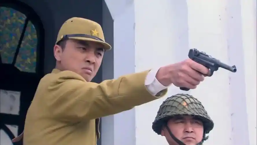 英雄:妻子被大佐杀死,汉奸勃然大怒,直接怒杀一条街的小鬼子