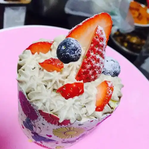 追忆枉然做的草莓奶油蛋糕杯