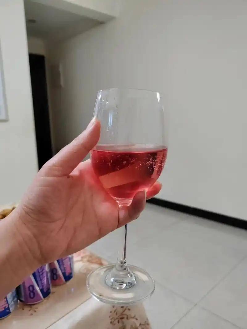 我已经很久没有喝酒了,当我重新端起酒杯的时候,不要问,一切都 - 抖音