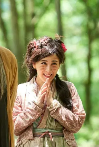 《射雕英雄传》傻姑扮演者夏梓桐头戴西瓜 台词照搬儿歌歌词